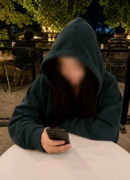 Fiona, 26