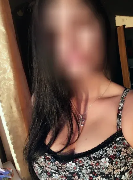 Leonie, 31