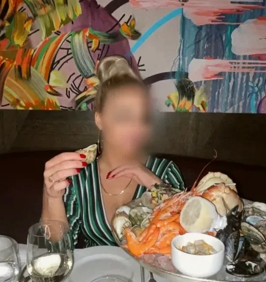 Michaela, 32