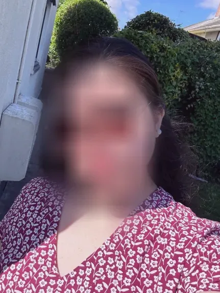 Romana, 28