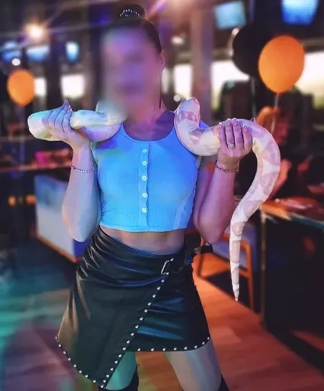 Selma, 40
