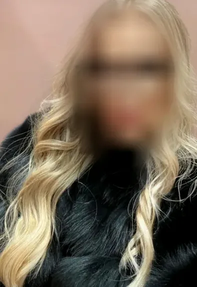 Sonja, 32